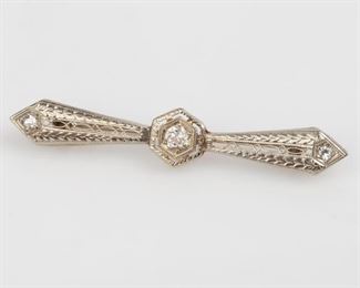 67: 18K Vintage Diamond Bow Tie Brooch