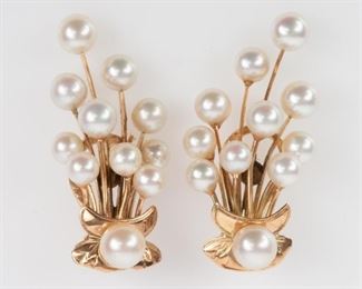 112: 18K Pearl Bouquet Ear Clips