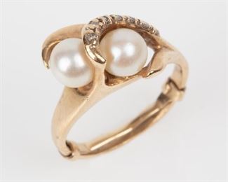 113: 10K Double Pearl Diamond Ring