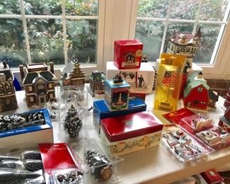 Christmas Villages & Accessories