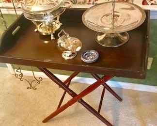 Butler Tray table w/serving pcs