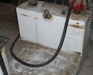 DIESEL FUEL TANK WITH NOZZLE