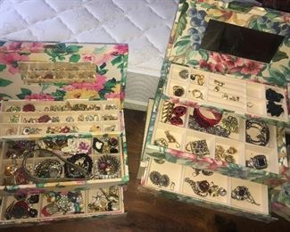 Many pieces costume jewelry