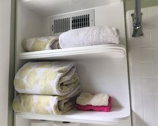 Assorted Linens