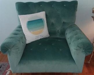 BEAUTIFUL Teal Velvet Button Tufted Oversized Accent Chair On Wheels