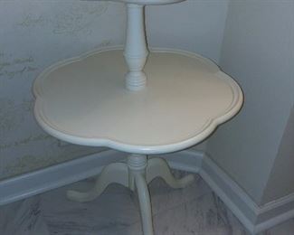 2 Tier White Scalloped Table