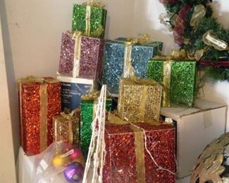 Pre-lit glittering packages