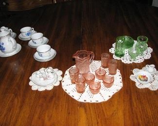 Doll Dishes