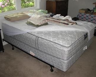 Like new Serta mattress and box spring paid $1200.00