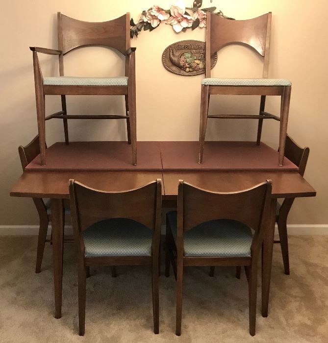 Saga By Broyhill Dining Table with Six Chairs, Leaves & Pads