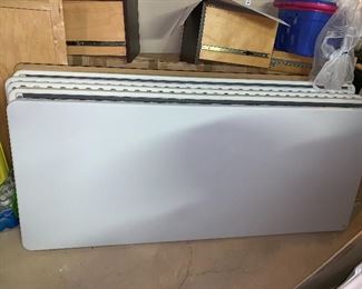 4 - 6" folding tables