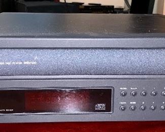 Magnavox multi laser disc player WRV100