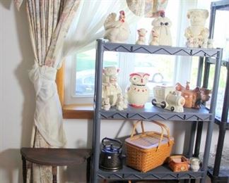 LOTS of Vintage Cookie Jars