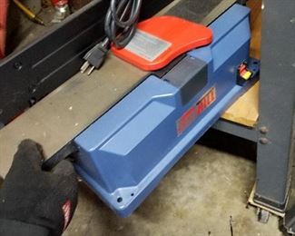 #56	Sunhill 4" bench top jointer	 $80.00 

