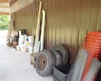 Ladders.Bench.Pails.Plant Pots.