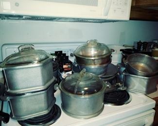 Lots of Guardian Svc cookware - some unusual ones