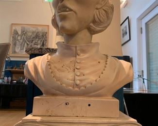 Animated Bust