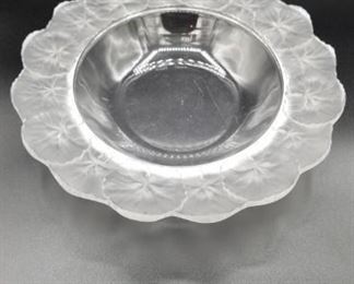 Lalique "Honfleur" trinket dish