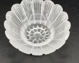 Lalique "Paquerette" daisy bowl