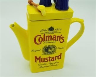 Colman's Mustard teapot from Het Bruggs Theehuis 