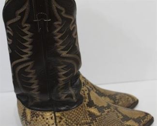 Justin snakeskin boots, size 9 1/2 D