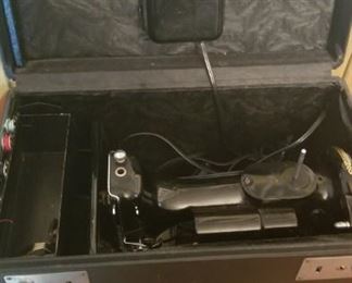 Vintage singer portable sewing machine with carrying case