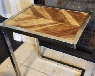 accent table