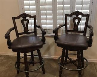 Very nice hardly used wood barstools with soft cushioned seat.