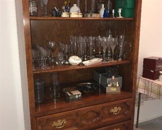 assorted glassware and smalls
