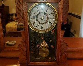 great antique clock that does not run for very long, has key