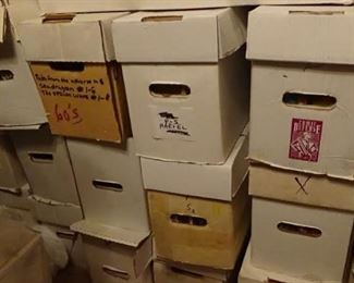 20,000 COMICS MARVEL AND DC