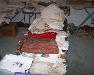 PAISLEY SHAWL & MORE VINTAGE LINENS