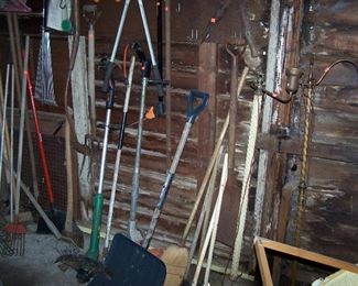 YARD TOOLS & OLD LAMPS