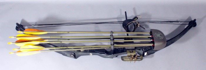 Jennings Bear Black Lightning Compound Bow, Quiver And Arrows