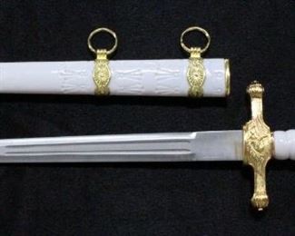 TomaHawk Xl1124 Kings Middle Ages White Dagger 13.75"OL With Sheath