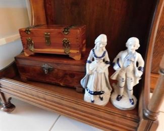 Cedar Boxes/Figurines