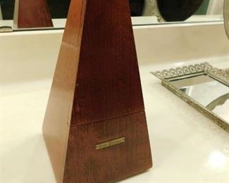Old Metronome