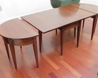 Miniature Craftique Banquet Table(Labeled)