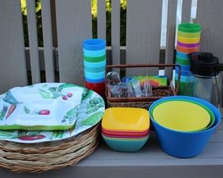 Outdoor Dishes, Bowls and Cups