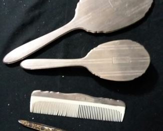 International Sterling Vanity Set