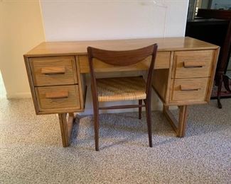 Mid Century Modern Desk and Chair