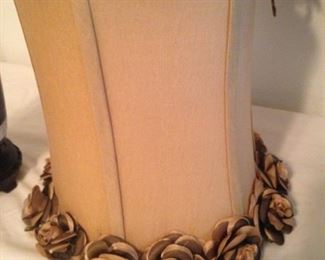 Rose trimmed lamp shade