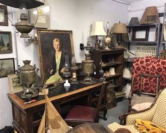 Estate Sale Desk and chairs