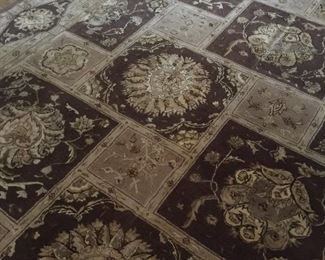 Nice selection of rugs.