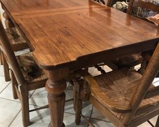 Farm house dining table with 2 leaves