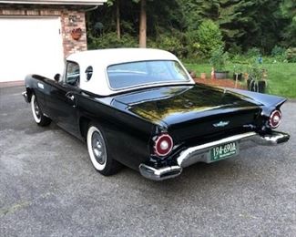 The first generation of the Ford Thunderbird