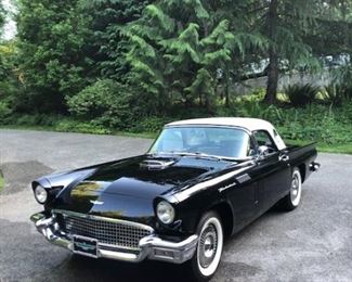 The first generation of the Ford Thunderbird