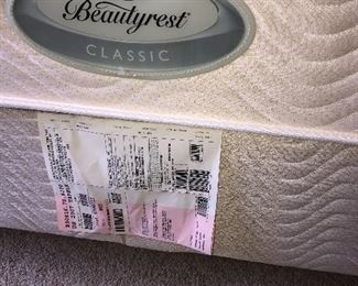Beautyrest queen bed set