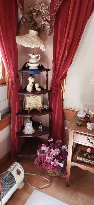 corner shelf