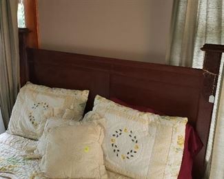 bedroom, linens